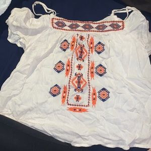 Tank top off the shoulder